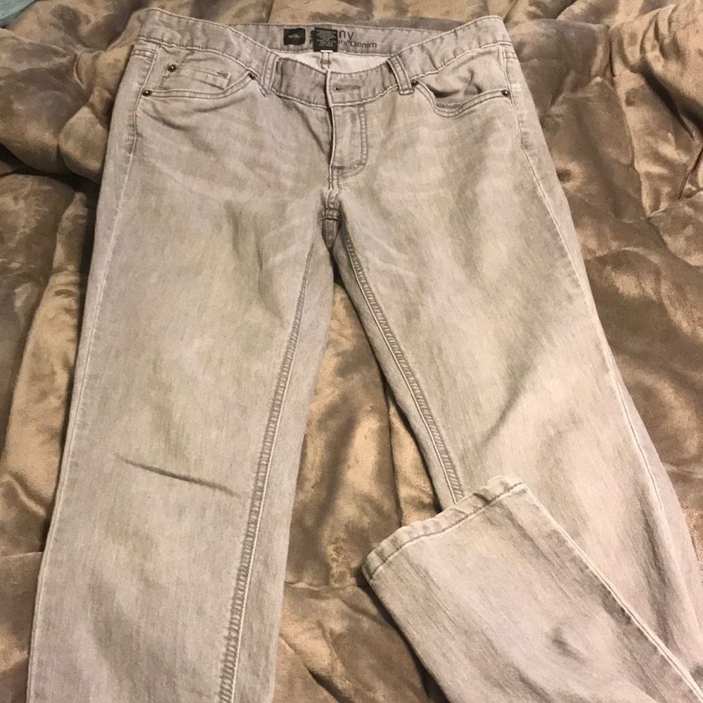 Grey jeans